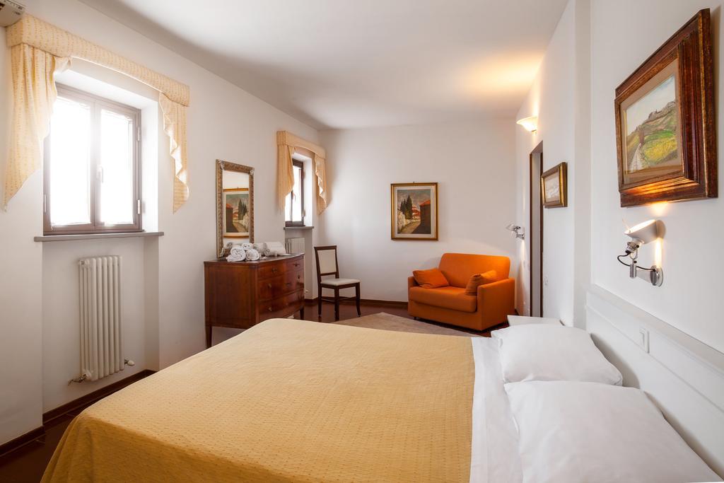 Hotel Porta Romana Di Luce Hotels Сиена Екстериор снимка
