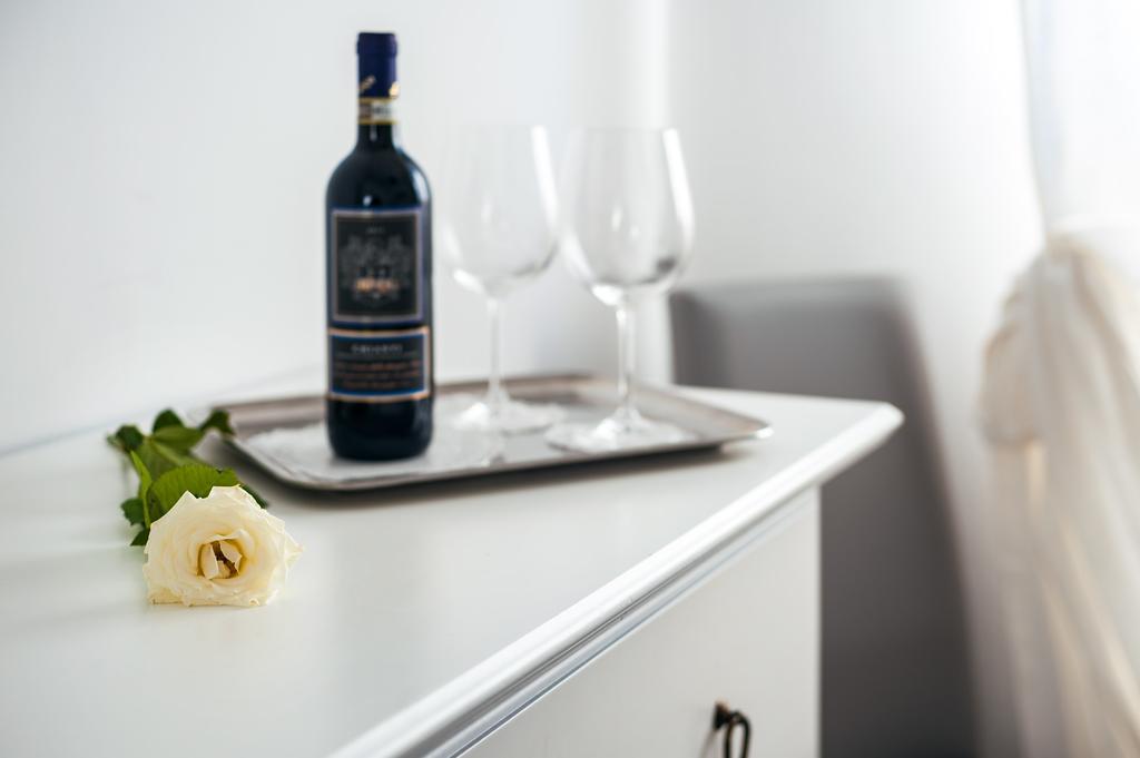 Hotel Porta Romana Di Luce Hotels Сиена Екстериор снимка