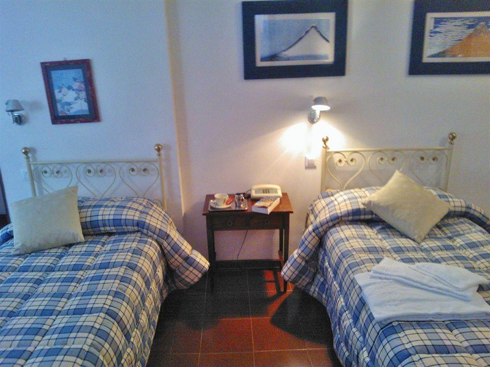 Hotel Porta Romana Di Luce Hotels Сиена Екстериор снимка