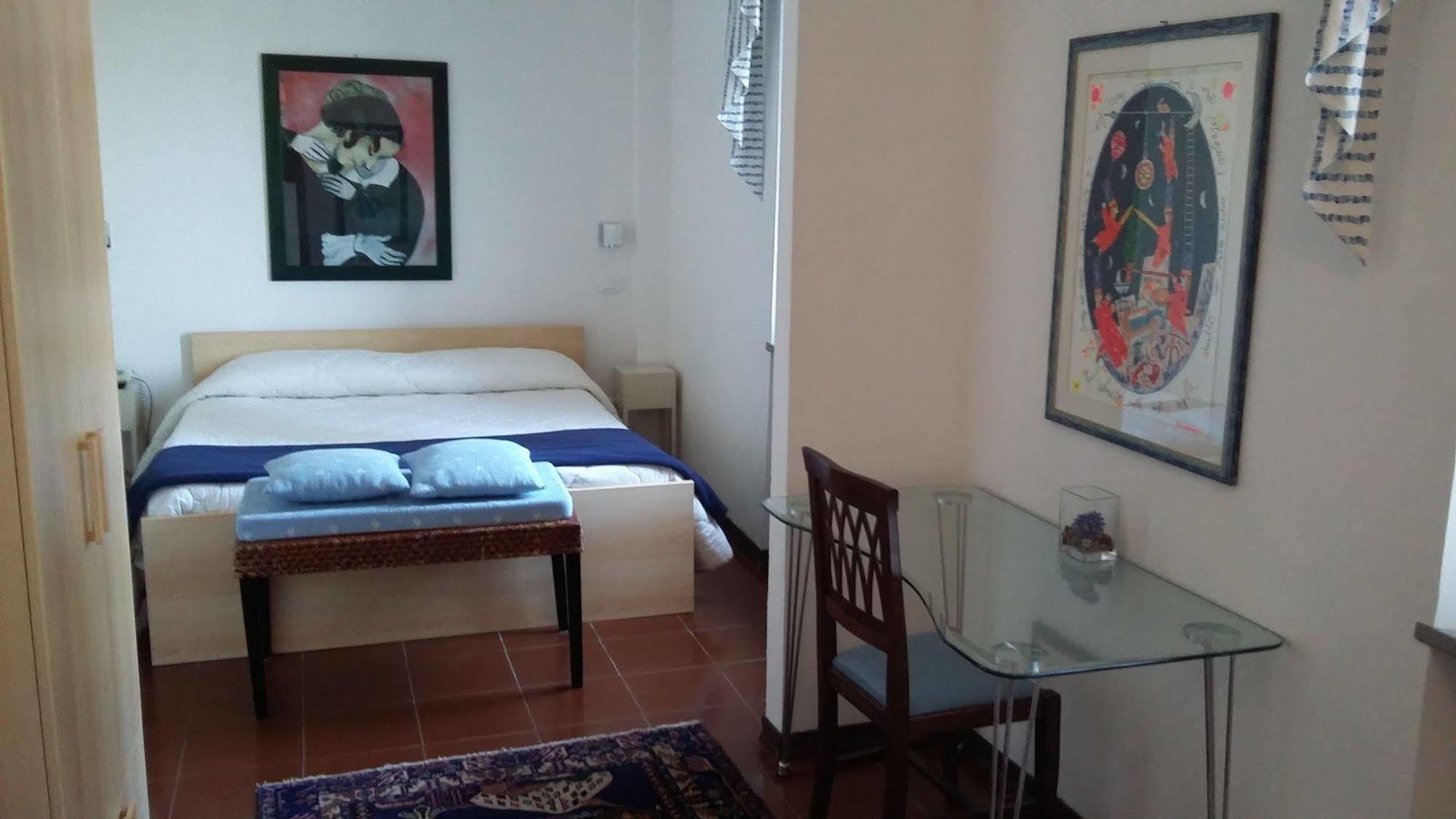 Hotel Porta Romana Di Luce Hotels Сиена Екстериор снимка